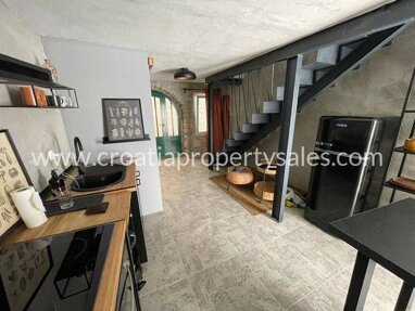 Haus zum Kauf 335.000 € 2 Zimmer 107 m² Kastela