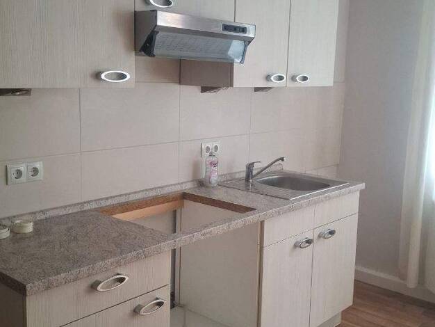 Wohnung zur Miete 352 € 44 m² frei ab sofort Landsberger Straße 59 Freiimfelde Halle (Saale) 06112