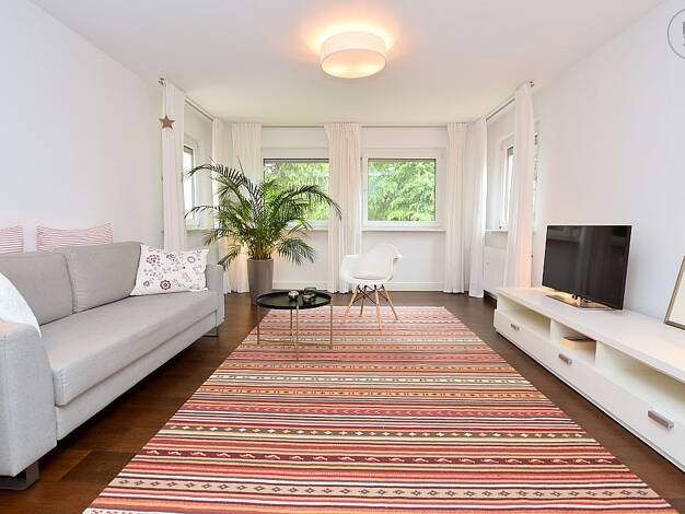 Wohnung zur Miete auf Zeit 1.390 € 2 Zimmer 67 m² frei ab 01.10.2026 West Mitte 70193