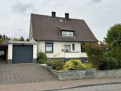Einfamilienhaus zum Kauf 215.000 € 6 Zimmer 130 m² 1.475 m² Grundstück Westheim Marsberg / Westheim 34431