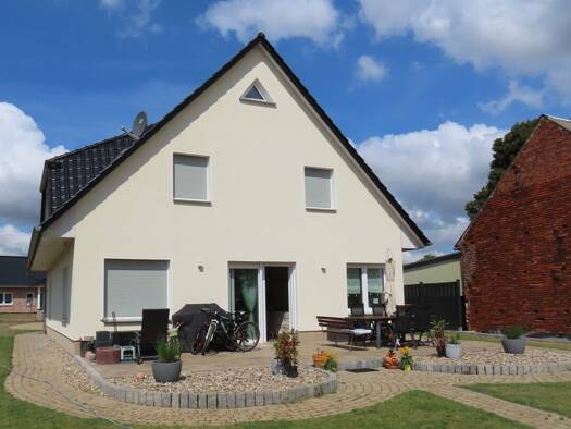 Einfamilienhaus zum Kauf 450.000 € 6 Zimmer 203 m² 832 m² Grundstück Böddenstedt Salzwedel OT Riebau 29410