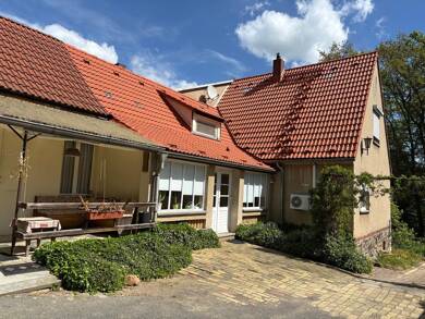 Mehrfamilienhaus zum Kauf 369.000 € 7 Zimmer 220 m² 4.500 m² Grundstück Dobien Lutherstadt Wittenberg 06889