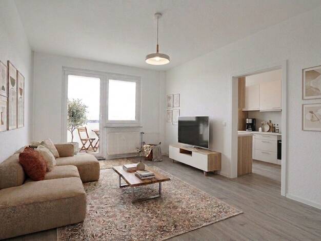 Wohnung zur Miete 629 € 3 Zimmer 68,1 m² 3. Geschoss frei ab sofort Zingster Straße 12 Lausen-Grünau West 04207