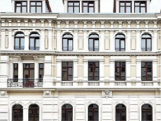 Mehrfamilienhaus zum Kauf als Kapitalanlage geeignet 800.000 € 1 Zimmer 920 m² 800 m² Grundstück Radebeul 01445