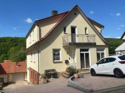 Einfamilienhaus zum Kauf 395.000 € 7 Zimmer 230 m² 1.583 m² Grundstück Kirchhof Melsungen 34212