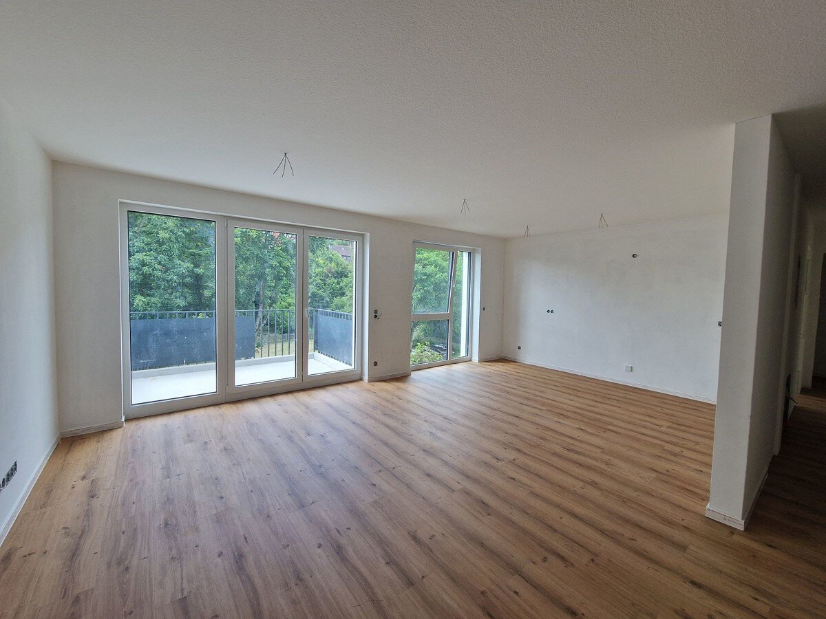 Wohnung zur Miete 965 € 3 Zimmer 80 m²<br/>Wohnfläche ab sofort<br/>Verfügbarkeit Lohr Lohr am Main 97816