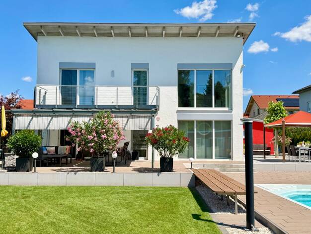 Einfamilienhaus zum Kauf 775.000 € 4,5 Zimmer 150 m² 871 m² Grundstück frei ab 01.12.2026 Burghausen 84489