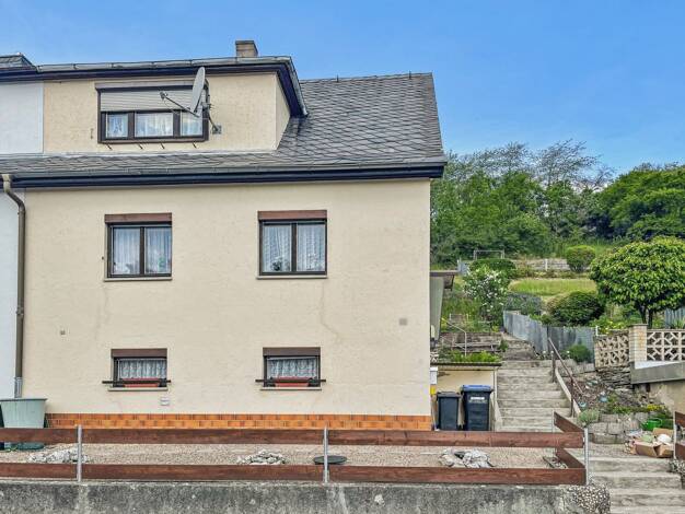 Doppelhaushälfte zum Kauf 30.000 € 4 Zimmer 58 m² 229 m² Grundstück Probstzella Probstzella 07330