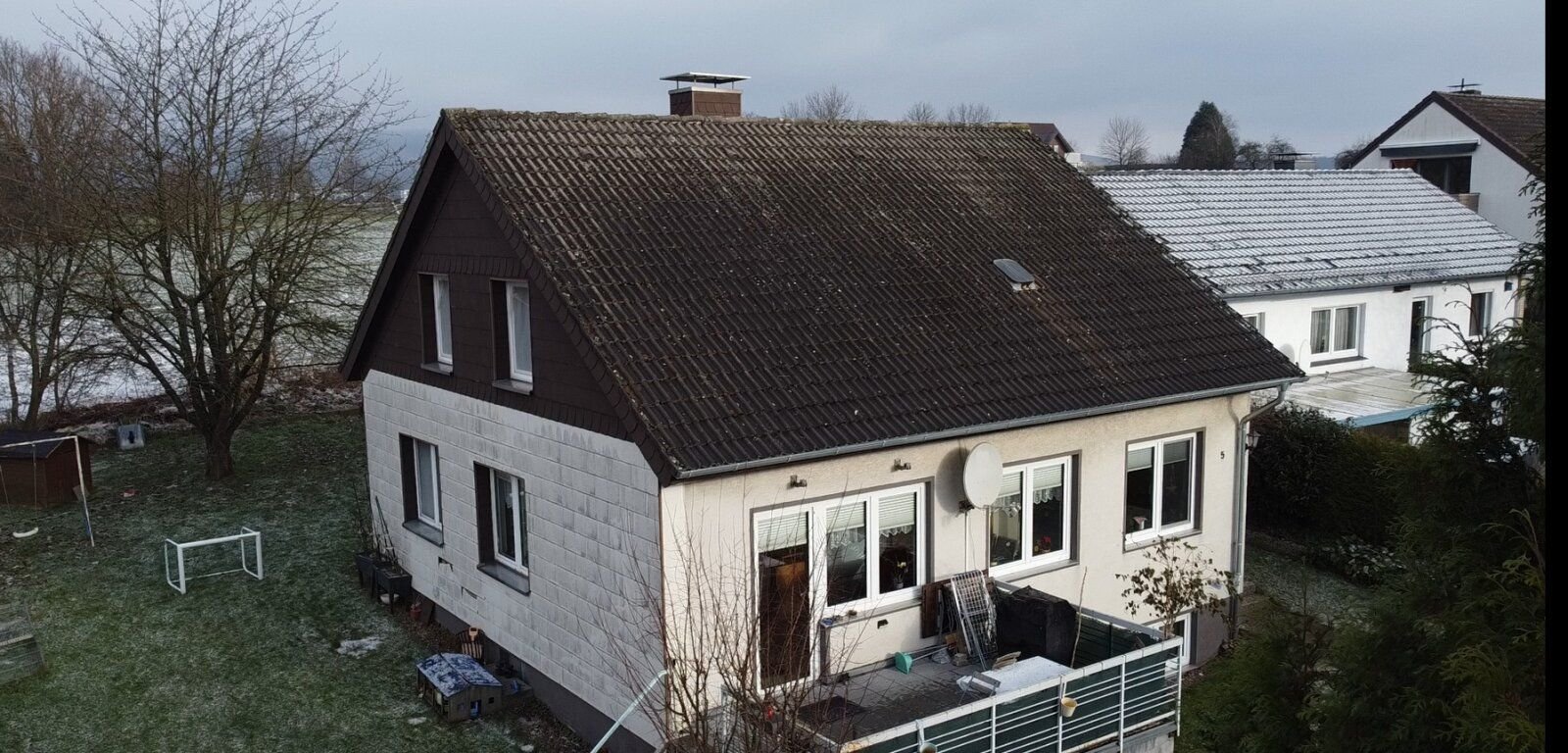 Einfamilienhaus zum Kauf 222.000 € 7 Zimmer 141,2 m²<br/>Wohnfläche 694 m²<br/>Grundstück Brake Lemgo 32657