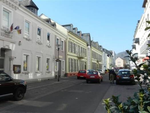Wohnung zur Miete 825 € 3 Zimmer 117,8 m² 2 Geschosse frei ab sofort Bad Ems 56130