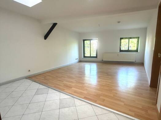 Wohnung zur Miete 300 € 2 Zimmer 48 m² Geschoss 4/4 frei ab sofort Schillerstraße 20 Ostviertel Gera 07545