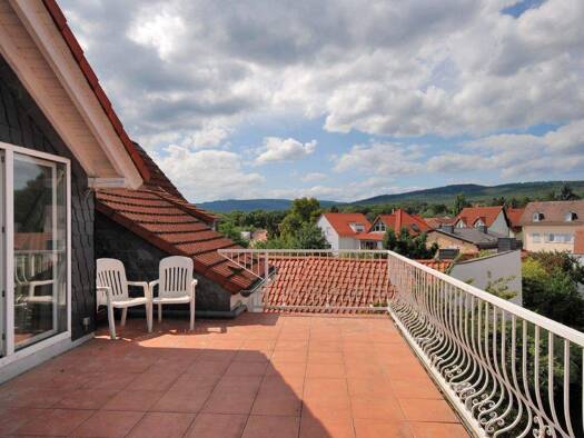 Mehrfamilienhaus zum Kauf 795.000 € 12 Zimmer 280 m² 234 m² Grundstück Friedrichsdorf Friedrichsdorf 61381