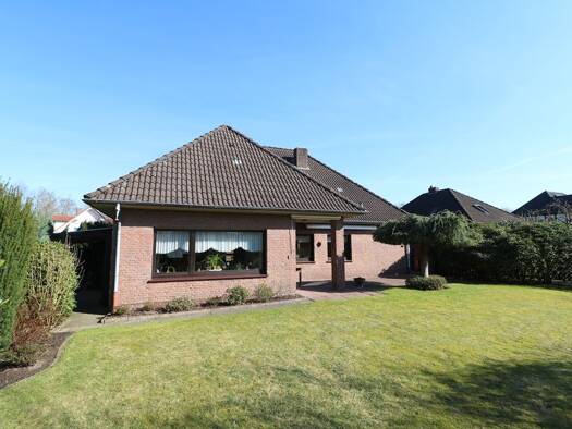 Bungalow zum Kauf 369.900 € 7 Zimmer 159 m² 828 m² Grundstück Cloppenburg 49661