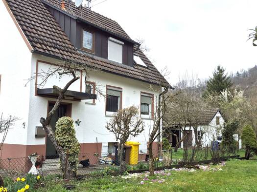 Mehrfamilienhaus zum Kauf 410.000 € 8 Zimmer 110 m² 533 m² Grundstück frei ab sofort Murrhardt 71540