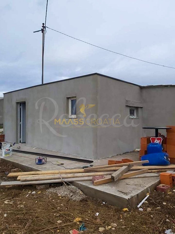 Bungalow zum Kauf 100.000 € 1 Zimmer 40 m²<br/>Wohnfläche 1.189 m²<br/>Grundstück Stokovci 53232