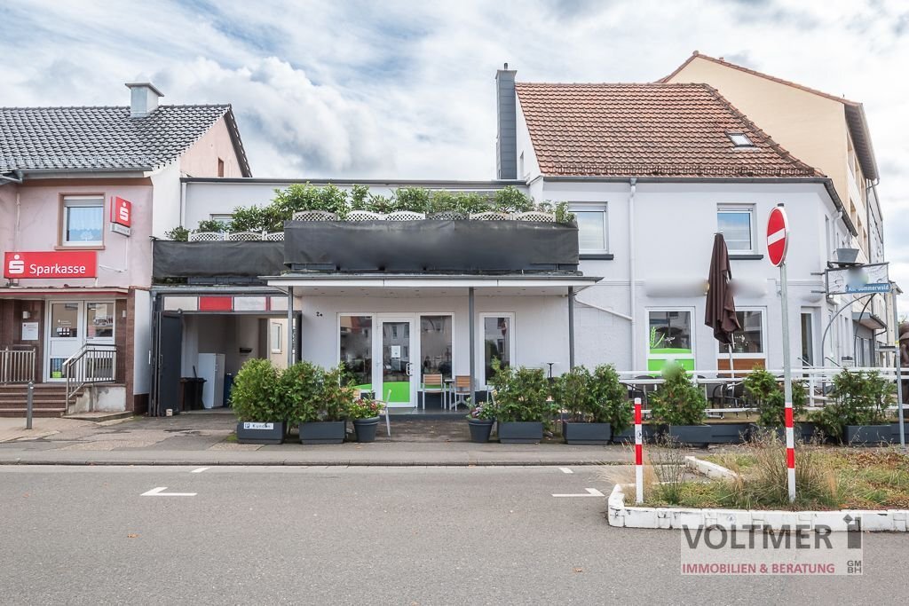 Haus zum Kauf 430.000 € 11,5 Zimmer 243 m²<br/>Wohnfläche 475 m²<br/>Grundstück Nordöstliches Stadtgebiet - Sommerwald Pirmasens 66953