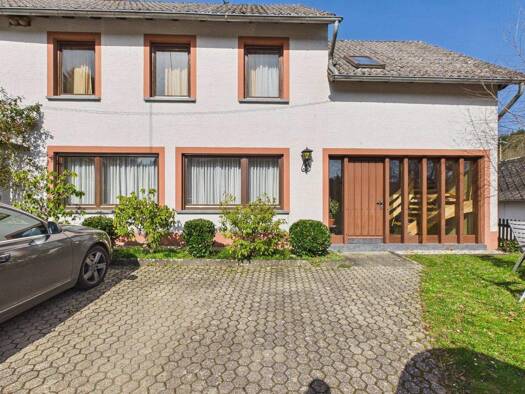 Studio zur Miete 700 € 2 Zimmer 62 m² Gemünd 54673