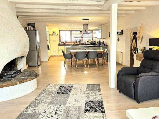 Wohnung zum Kauf provisionsfrei 890.000 € 6 Zimmer 260 m² EG frei ab 01.02.2026 Drösslinger Straße 1 Frieding Andechs 82346