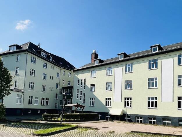 Wohnung zur Miete 450 € 2 Zimmer 42 m² frei ab 01.10.2026 Ilmenau Ilmenau 98693