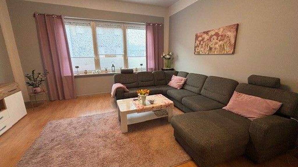 Komplett saniertes und renoviertes 2 Familienhaus mit Garten Nahe Schloss Rheydt