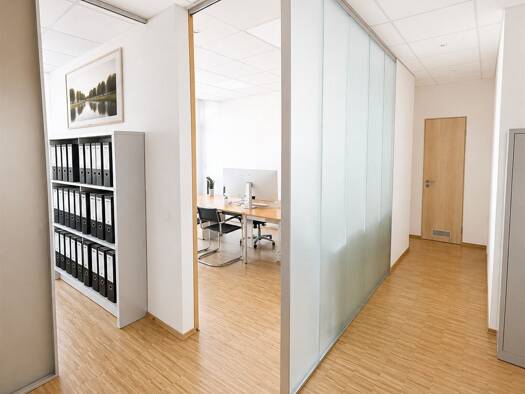 Praxisfläche zum Kauf 2.697 € 4 Zimmer 58,2 m² Bürofläche Singen Singen (Hohentwiel) 78224