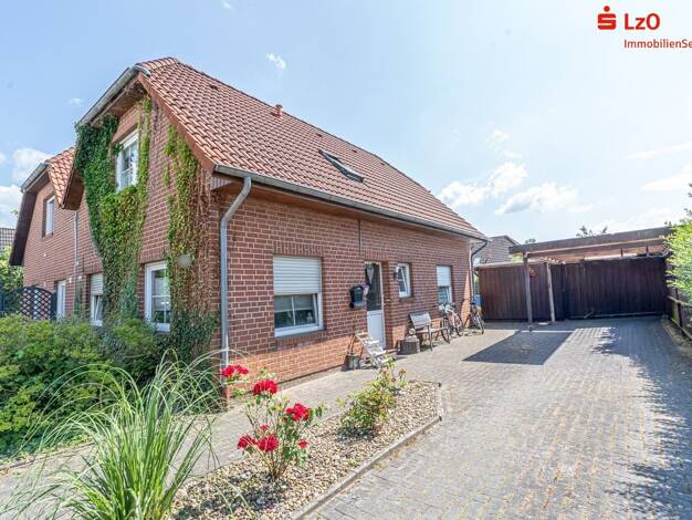 Doppelhaushälfte zum Kauf 211.000 € 4 Zimmer 107 m² 332 m² Grundstück Elsfleth 26931
