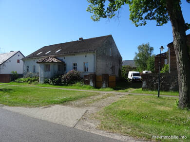 Einfamilienhaus zum Kauf 248.000 € 10 Zimmer 300 m² 3.000 m² Grundstück Neulögow Gransee 16775