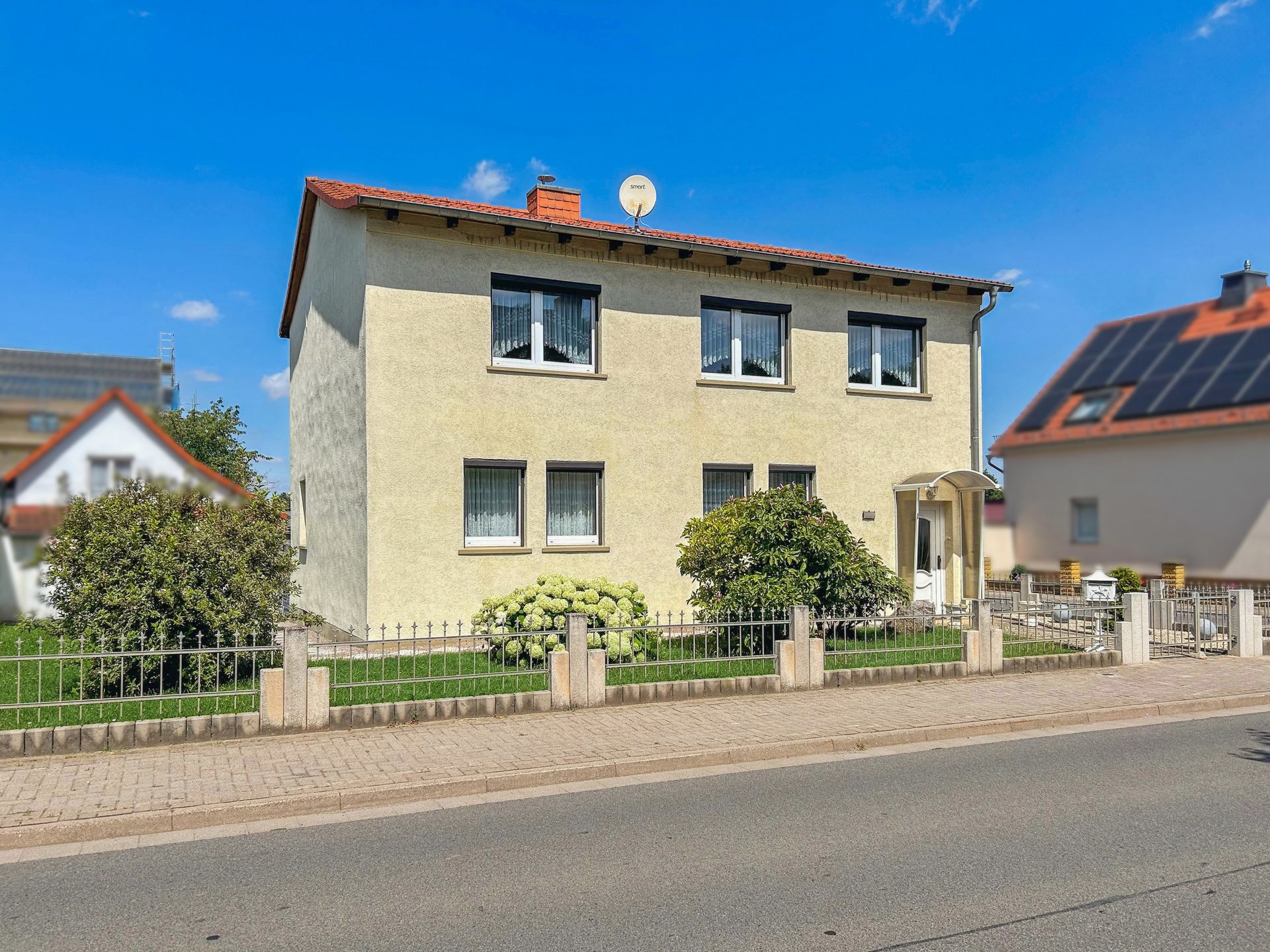 Einfamilienhaus zum Kauf 299.000 € 6 Zimmer 144 m²<br/>Wohnfläche 853 m²<br/>Grundstück Wechmar Drei Gleichen OT Wechmar 99869