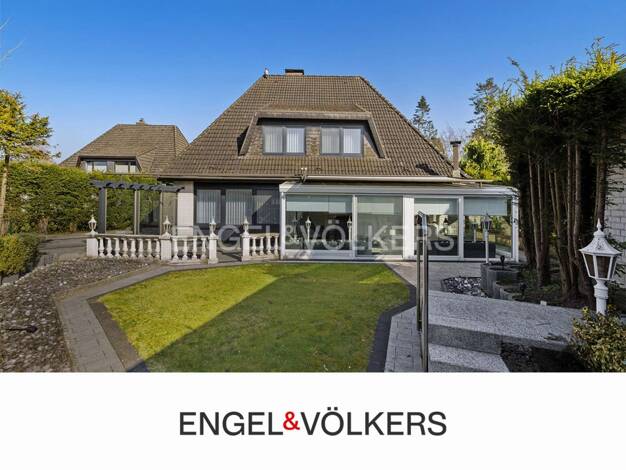 Einfamilienhaus zum Kauf 849.000 € 6 Zimmer 216 m² 688 m² Grundstück Henstedt-Ulzburg 24558