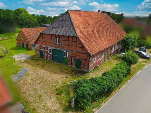 Mehrfamilienhaus zum Kauf 250.000 € 10 Zimmer 240 m² 6.311 m² Grundstück Karze Bleckede 21354