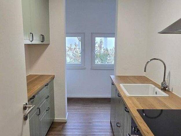 Wohnung zur Miete 600 € 1 Zimmer 38 m² 1. Geschoss Duisburgerstraße 26 Bad Cannstatt Stuttgart 70376