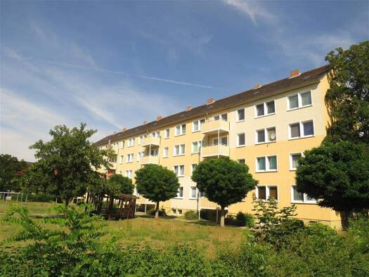Wohnung zur Miete 299 € 2 Zimmer 46,8 m² 3. Geschoss frei ab sofort Feldstraße 12 Sandersdorf Sandersdorf-Brehna 06792