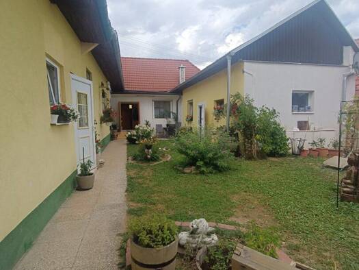 Bauernhaus zum Kauf 267.000 € 4 Zimmer 140 m² 559 m² Grundstück Weingraben 7374