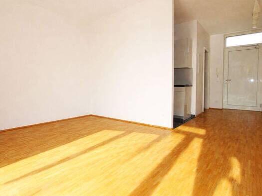 Studio zur Miete 1.250 € 1 Zimmer 37,5 m² 1. Geschoss frei ab 15.03.2026 Leopoldstraße 206 Schwabing-Freimann München 80804