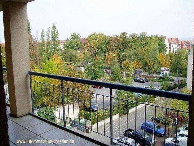 Wohnung zur Miete 890 € 4 Zimmer 107 m² 4. Geschoss frei ab 01.06.2026 Kesselsdorfer Str. 16 Löbtau-Nord Dresden 01159