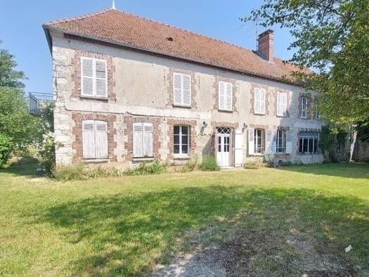 Einfamilienhaus zum Kauf 310.000 € 9 Zimmer 241 m² 2.867 m² Grundstück Hermé 77114