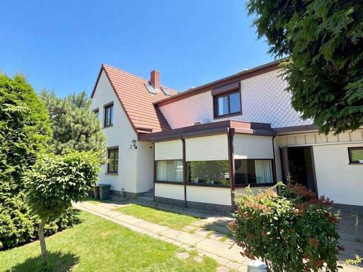 Doppelhaushälfte zum Kauf 5 Zimmer 146 m² 950 m² Grundstück Kaditz Dresden 01139