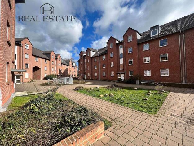 Wohnung zur Miete 336 € 2,5 Zimmer 56 m² frei ab 01.03.2026 Lehrter Straße 11 Staßfurt 39418