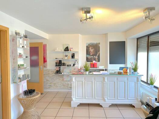 Verkaufsfläche zur Miete 950 € 3 Zimmer 64 m² Verkaufsfläche Höfingen Leonberg 71229