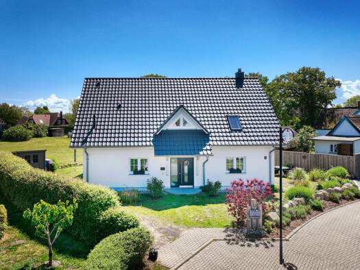 Einfamilienhaus zum Kauf 750.000 € 5 Zimmer 175 m² 521 m² Grundstück Wieck a. Darß 18375