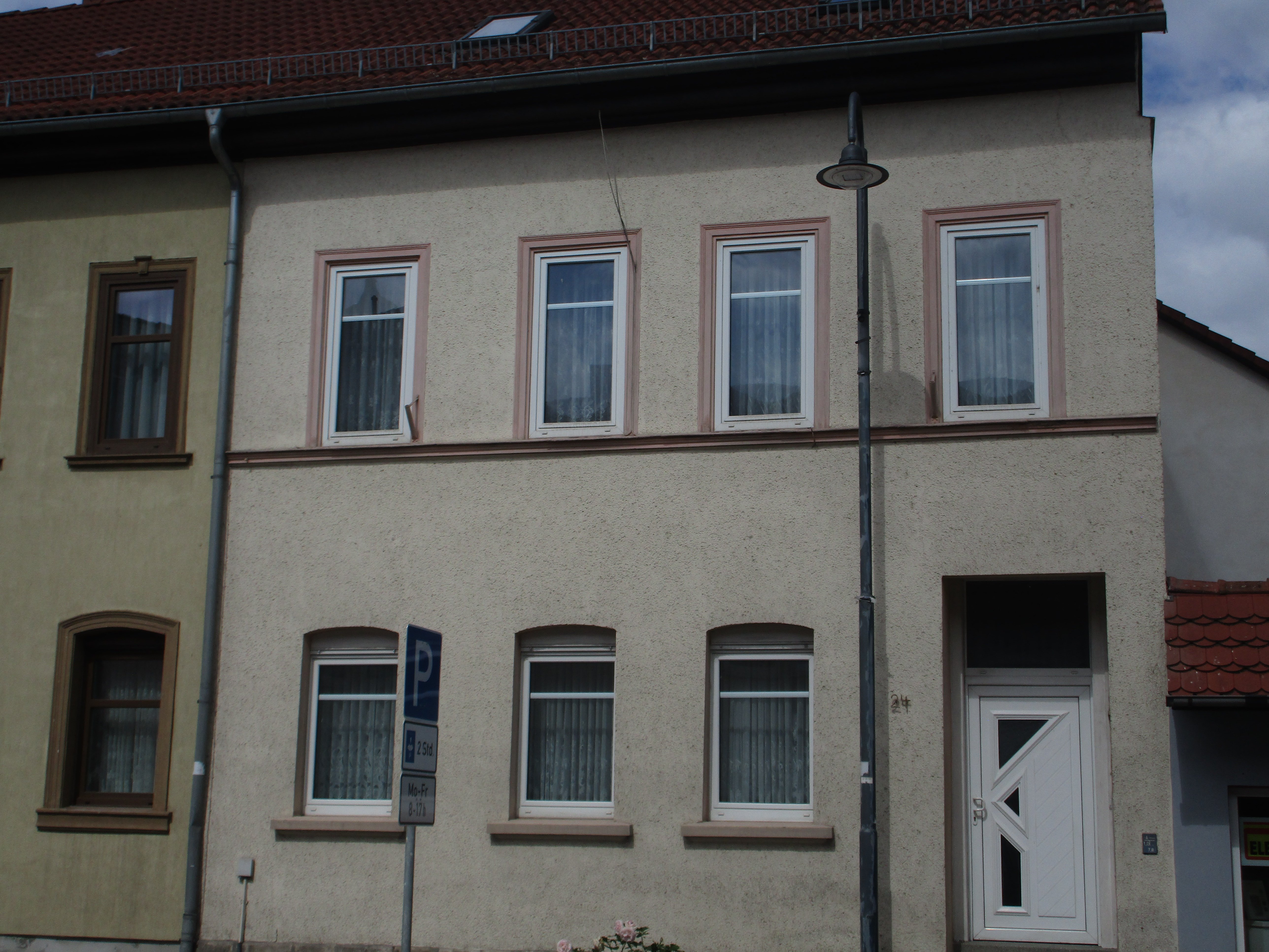 Reihenendhaus zum Kauf 100.000 € 6 Zimmer 154 m²<br/>Wohnfläche 222 m²<br/>Grundstück ab sofort<br/>Verfügbarkeit Alexanderstraße 24 Kranichfeld Kranichfeld 99448