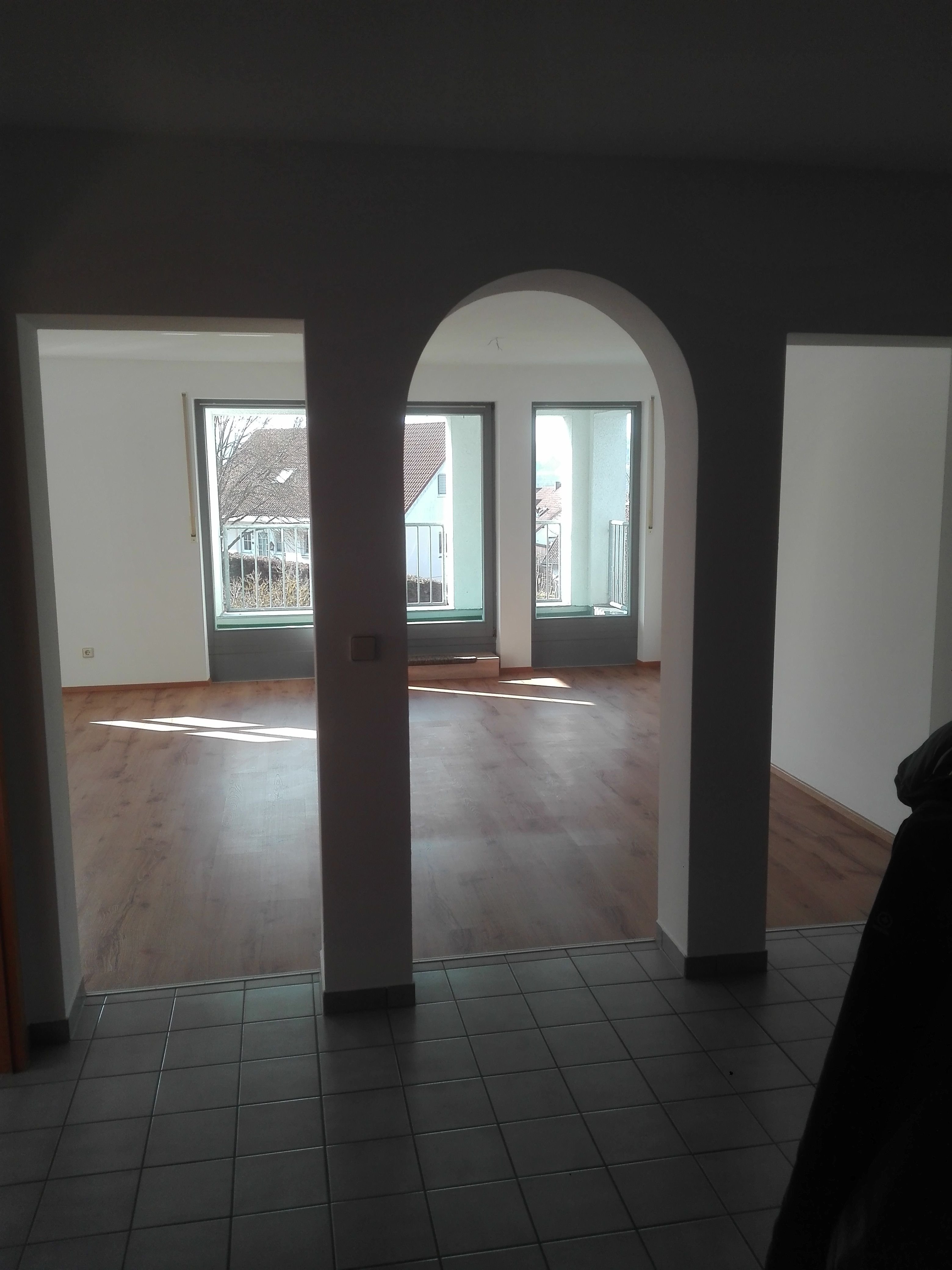 Wohnung zur Miete 820 € 3 Zimmer 96 m²<br/>Wohnfläche 1.<br/>Geschoss 01.03.2025<br/>Verfügbarkeit Greding Greding 91171