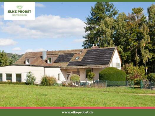 Einfamilienhaus zum Kauf provisionsfrei 299.500 € 9 Zimmer 167 m² 962 m² Grundstück Perlseestr. 3 Waldmünchen 93449