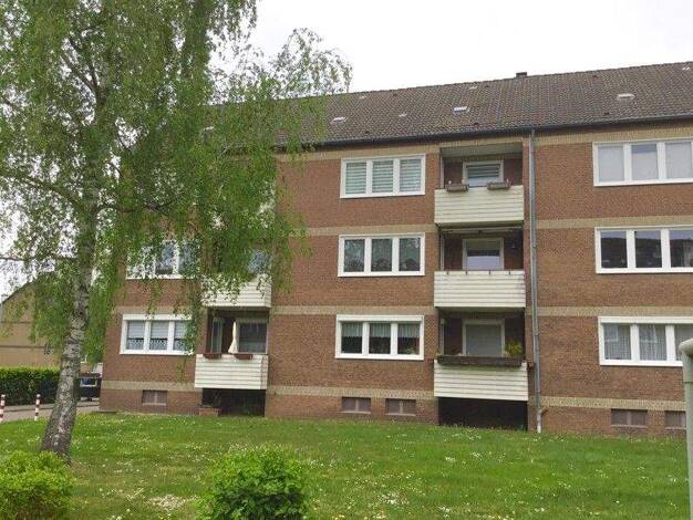 Wohnung zur Miete 633 € 3 Zimmer 70,4 m² 1. Geschoss frei ab 13.12.2025 Beethovenstr. 15 Altgarbsen Garbsen 30823