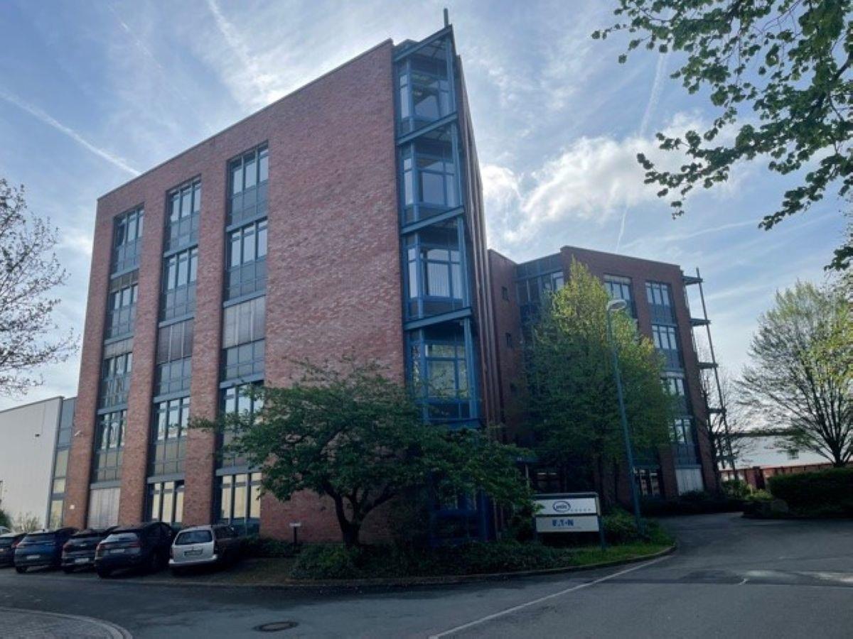 Bürofläche zur Miete provisionsfrei 8,60 € 566 m²<br/>Bürofläche ab 566 m²<br/>Teilbarkeit Speldorf - Nordost Mülheim an der Ruhr 45478