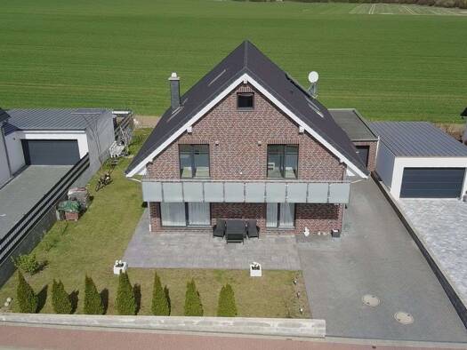 Einfamilienhaus zum Kauf 639.000 € 6 Zimmer 204 m² 612 m² Grundstück Watenstedt Salzgitter 38239