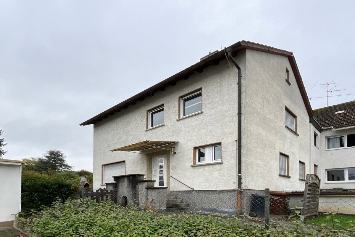 Doppelhaushälfte zum Kauf 599.000 € 5 Zimmer 100 m²<br/>Wohnfläche 1.002 m²<br/>Grundstück Neuenhain Bad Soden 65812