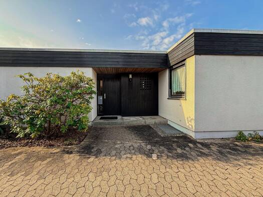 Reihenmittelhaus zum Kauf 469.000 € 4,5 Zimmer 131 m² 439,2 m² Grundstück Langwasser Nürnberg 90473