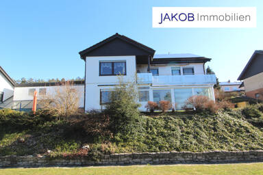 Mehrfamilienhaus zum Kauf 345.000 € 8 Zimmer 204 m² 1.051 m² Grundstück Lehenthal Kulmbach / Lehenthal 95326