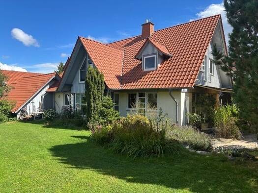 Einfamilienhaus zum Kauf 450.000 € 204 m² 1.390 m² Grundstück frei ab sofort Hessisch Lichtenau 37235